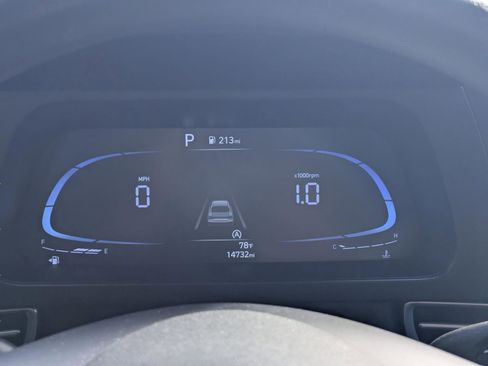 Used 2025 Hyundai Elantra SE image 34