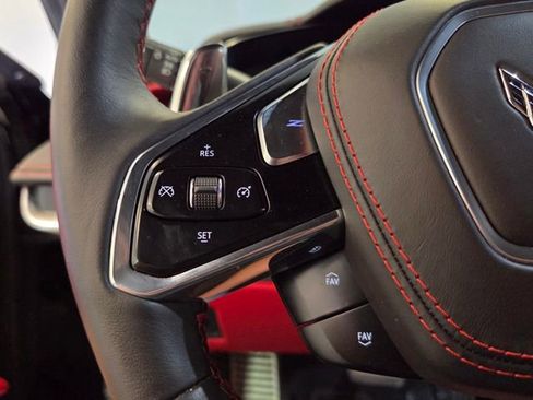 Used 2023 Chevrolet Corvette Stingray Premium Conv w/ Z51 Performance Package RWD image 21