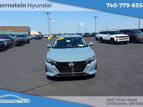 Used 2024 Nissan Sentra SV w/ All-Weather Package FWD image 2