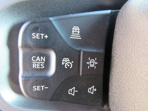 Used 2022 Ford Bronco Outer Banks AWD/4WD image 13