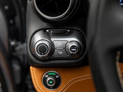 Certified 2022 Ferrari Portofino M image 26