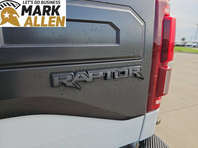 Used 2018 Ford F150 Raptor w/ Equipment Group 802A Luxury AWD/4WD image 32