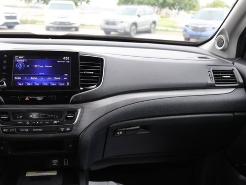 Used 2023 Honda Ridgeline RTL-E image 24