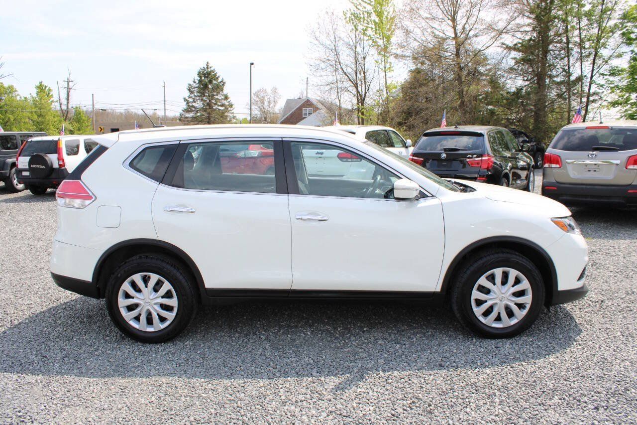 Used 2015 Nissan Rogue S AWD/4WD image 6