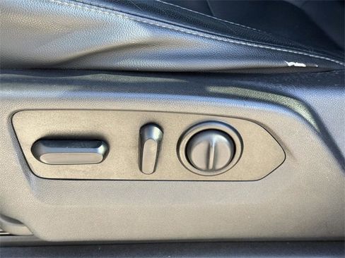 Used 2020 Chevrolet Silverado 2500 LTZ w/ LTZ Premium Package image 25