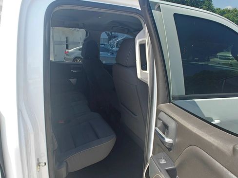 Used 2019 Chevrolet Silverado 1500 LT RWD image 19