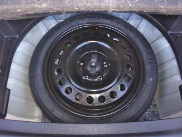 Used 2025 Chevrolet Equinox RS FWD image 32