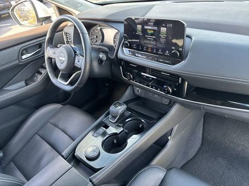 Certified 2023 Nissan Rogue SL w/ SL Premium Package image 28