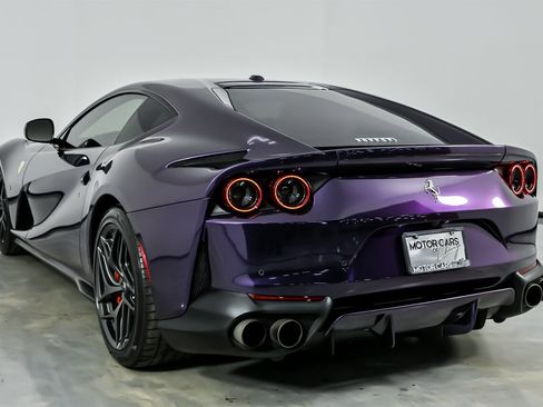 Used 2019 Ferrari 812 Superfast image 10