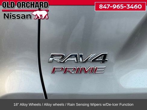 Used 2022 Toyota RAV4 SE image 9