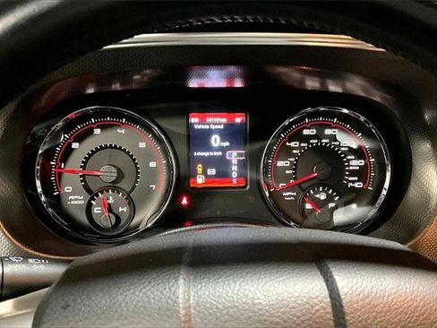 Used 2014 Dodge Charger SXT image 23