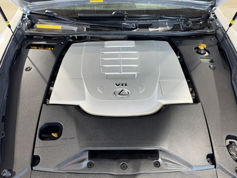 Used 2014 Lexus LS 460 image 34