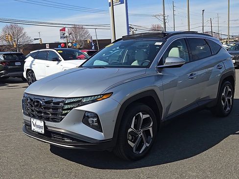 Certified 2023 Hyundai Tucson Limited w/ Cargo Package AWD/4WD image 4