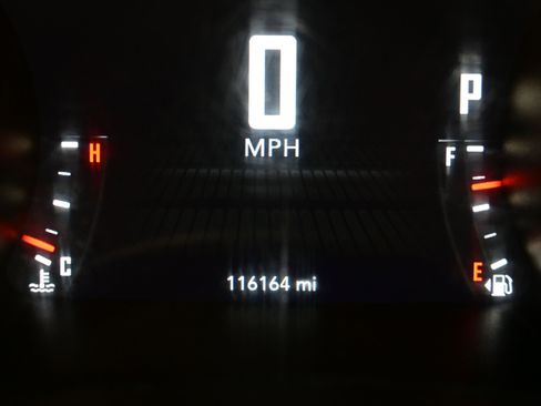 Used 2017 Dodge Challenger R/T image 20