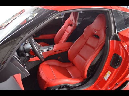 Used 2019 Chevrolet Corvette Grand Sport RWD image 12