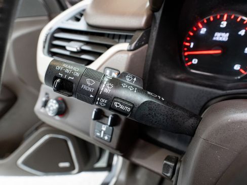 Used 2016 GMC Yukon Denali w/ Open Road Package image 30