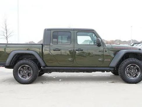 Certified 2023 Jeep Gladiator Rubicon AWD/4WD image 10