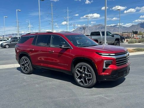 New 2026 Chevrolet Traverse High Country w/ LPO, Floor Liner Package AWD/4WD image 27