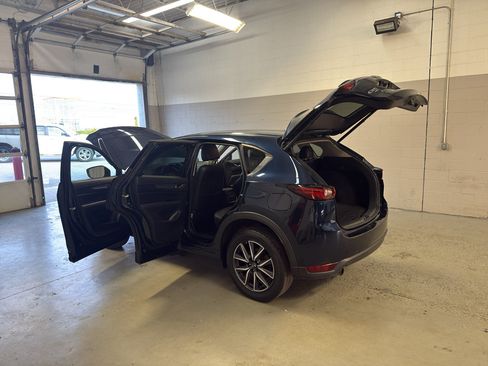 Used 2017 MAZDA CX-5 Grand Touring w/ Premium Package AWD/4WD image 12