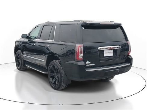 Certified 2019 GMC Yukon Denali w/ Open Road Package image 3