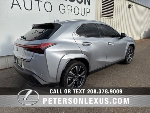 Used 2025 Lexus UX 300h AWD image 3