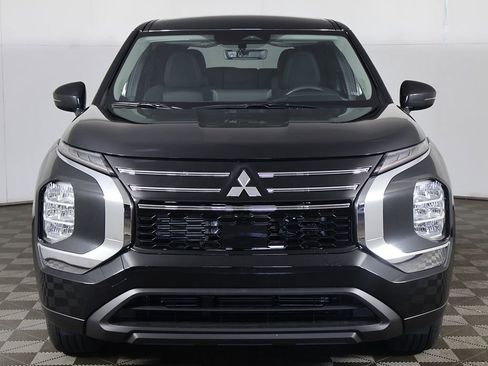 New 2026 Mitsubishi Outlander ES FWD image 10