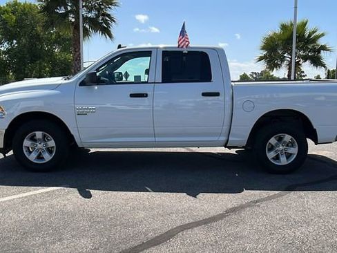 Used 2023 RAM 1500 Classic SLT w/ Electronics Group AWD/4WD image 6