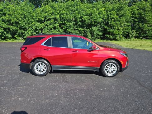 Used 2023 Chevrolet Equinox LT AWD/4WD image 8