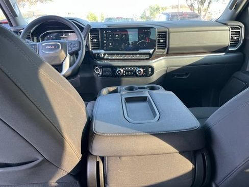 Used 2023 GMC Sierra 1500 SLE w/ Preferred Package AWD/4WD image 16