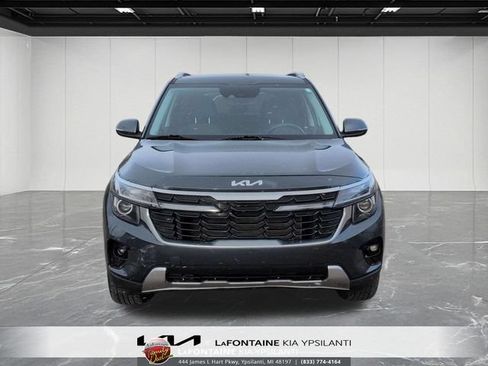 Used 2024 Kia Seltos S AWD/4WD image 3