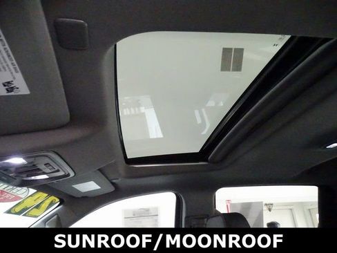 Certified 2024 GMC Sierra 3500 Denali w/ Technology Package image 11