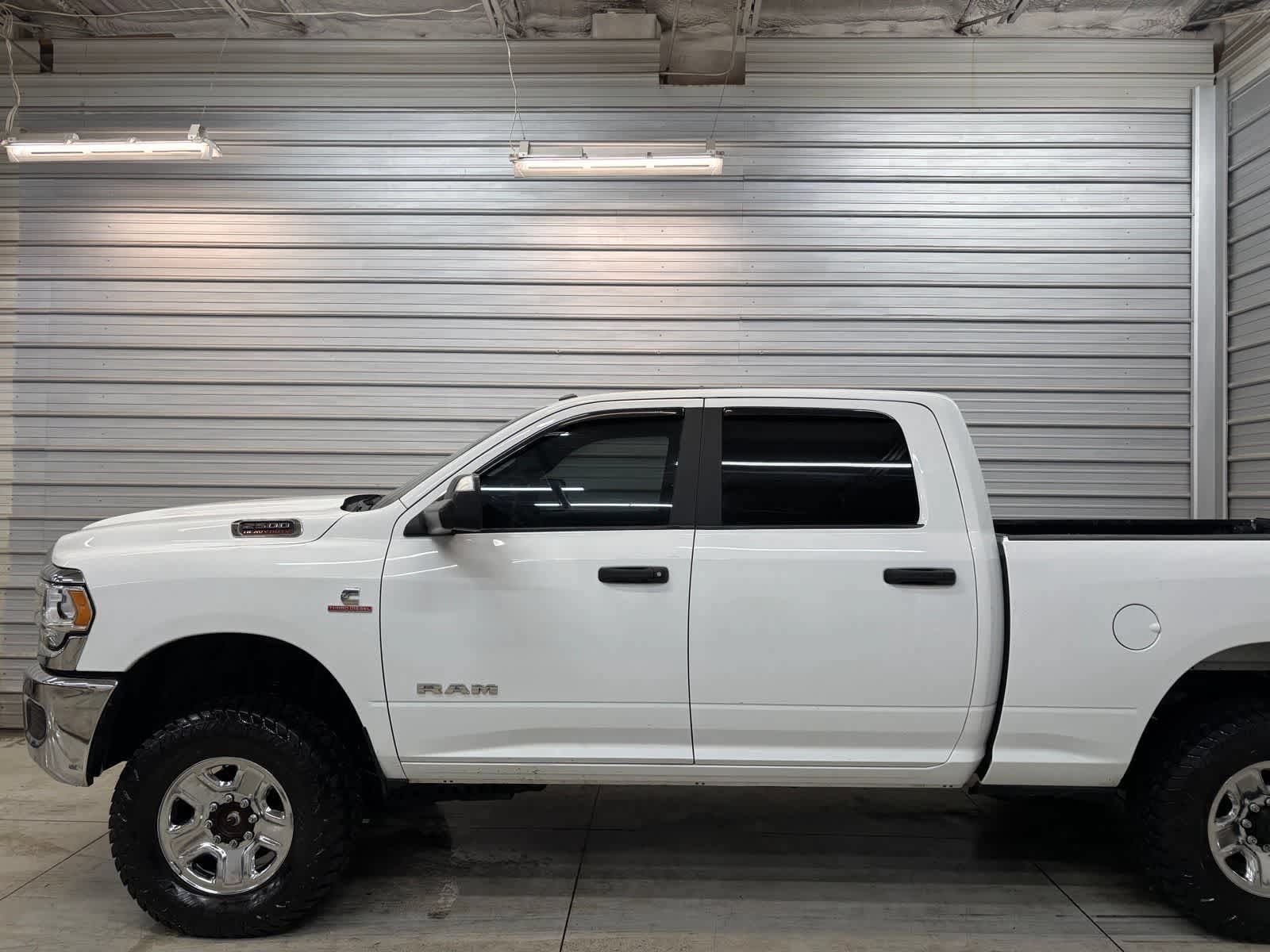 Used 2022 RAM 2500 Big Horn AWD/4WD image 3