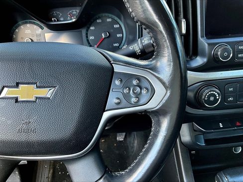 Used 2016 Chevrolet Colorado LT image 16