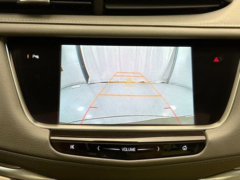Used 2017 Cadillac XT5 Luxury w/ Driver Awareness Package FWD image 14