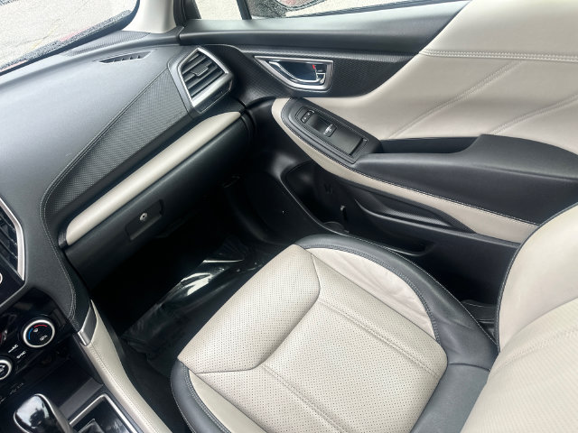 Used 2022 Subaru Forester Limited AWD/4WD image 22