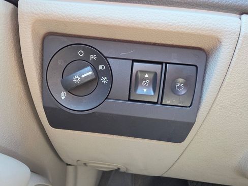Used 2012 Ford Fusion SEL FWD image 48
