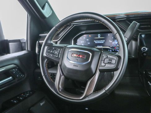 Used 2024 GMC Sierra 2500 AT4 w/ AT4 Premium Plus Package AWD/4WD image 14