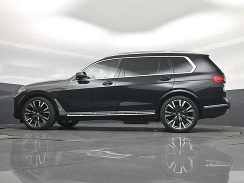 Used 2022 BMW X7 xDrive40i w/ Executive Package AWD/4WD image 15