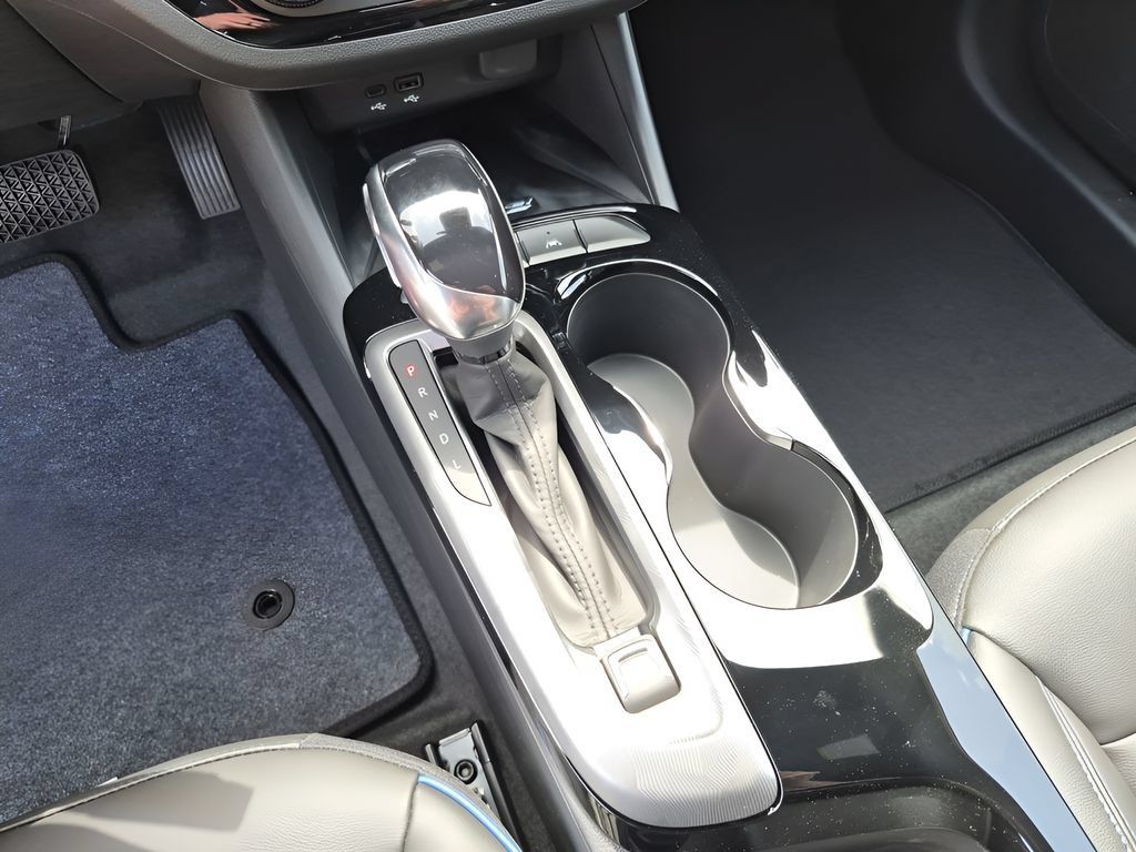 New 2026 Buick Envista Sport Touring w/ Convenience I Package FWD image 32