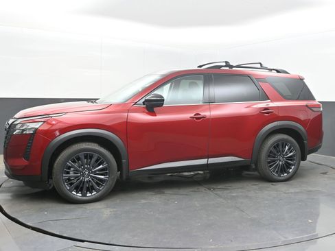 New 2026 Nissan Pathfinder SL AWD/4WD image 4