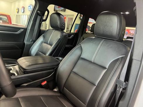 Used 2024 GMC Acadia Elevation AWD/4WD image 14