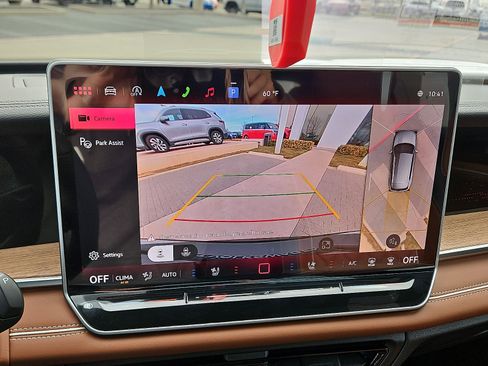 New 2026 Volkswagen Tiguan SEL R-Line image 17