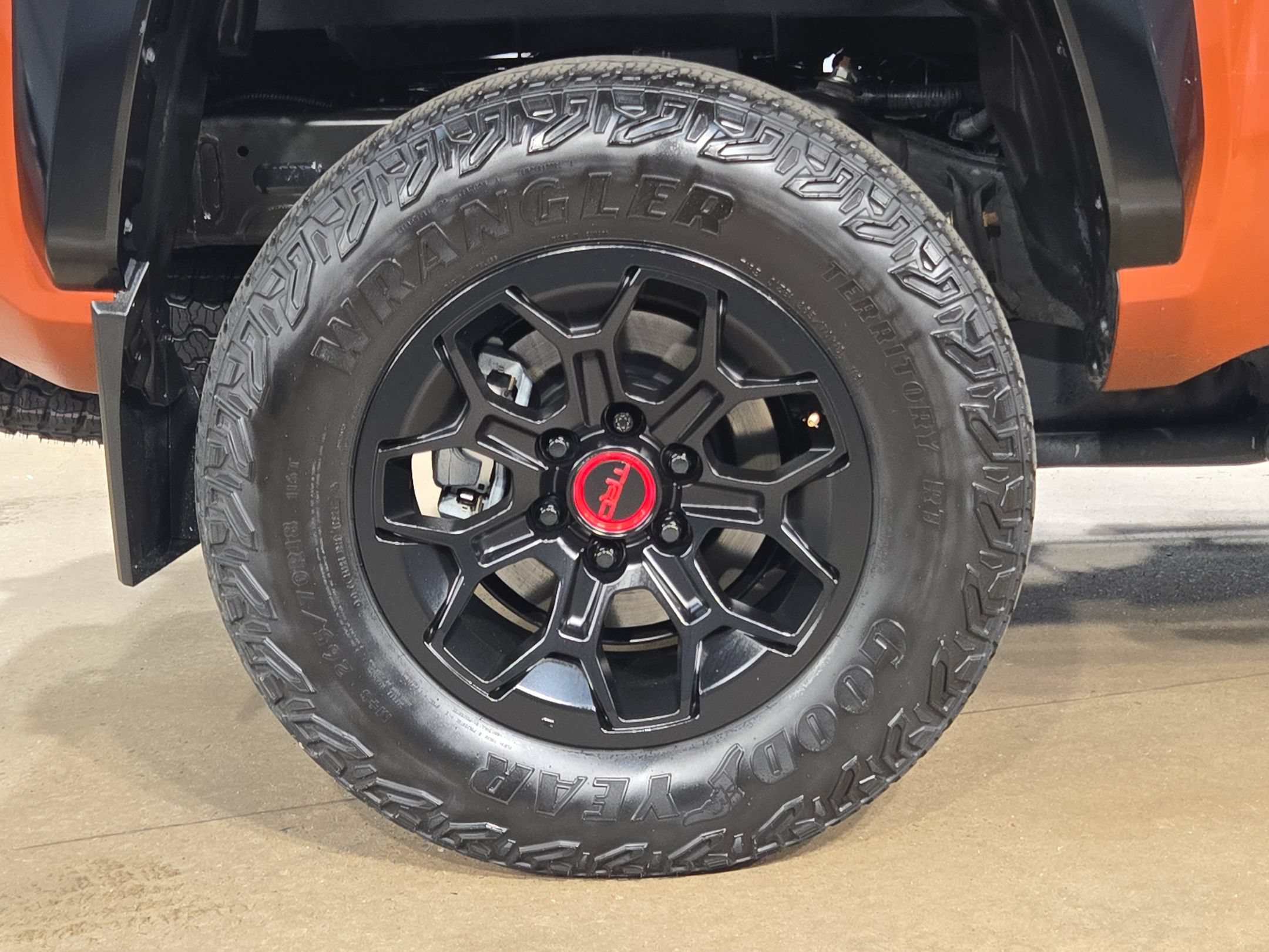 Certified 2024 Toyota Tacoma TRD Pro AWD/4WD image 17