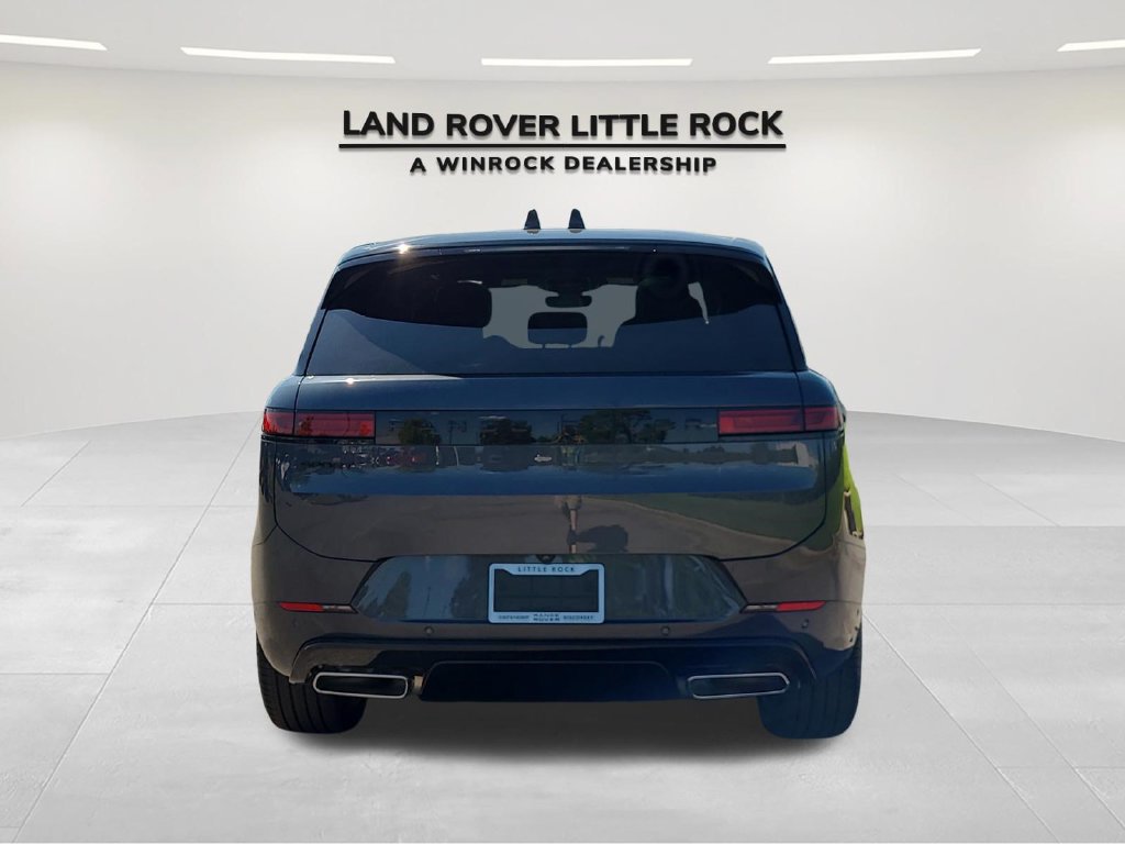 Used 2026 Land Rover Range Rover Sport Dynamic SE AWD/4WD image 7