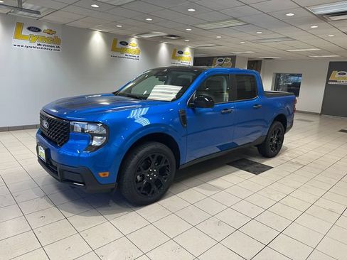 New 2026 Ford Maverick XLT w/ Equipment Group 301A AWD/4WD image 2