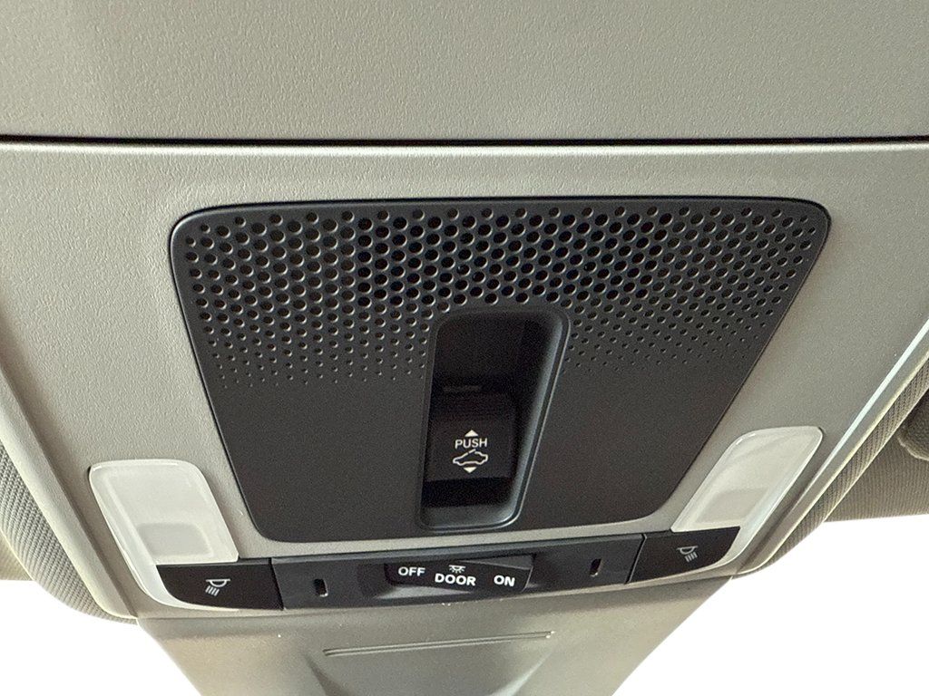 Used 2026 Acura Integra FWD image 17