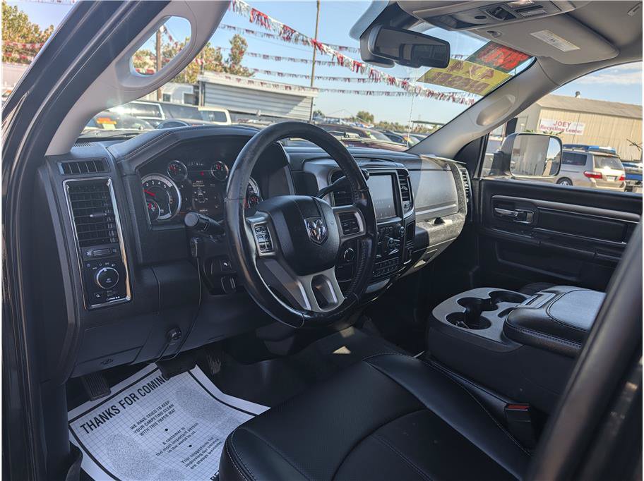 Used 2018 RAM 2500 Laramie w/ Sport Appearance Group AWD/4WD image 5