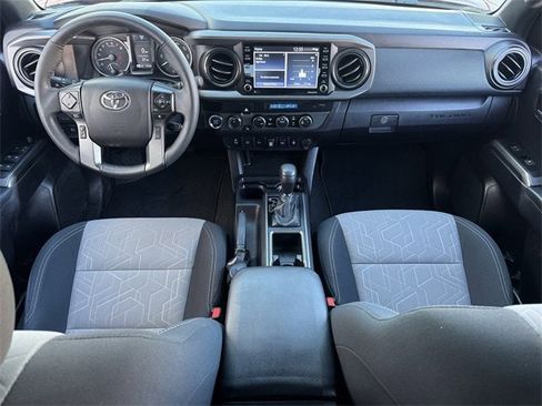 Used 2021 Toyota Tacoma TRD Sport image 12