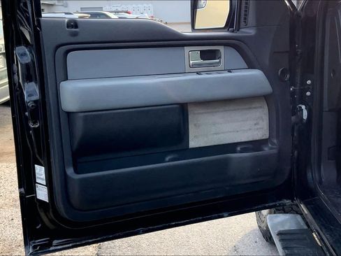 Used 2011 Ford F150 XLT w/ XLT Chrome Pkg image 18