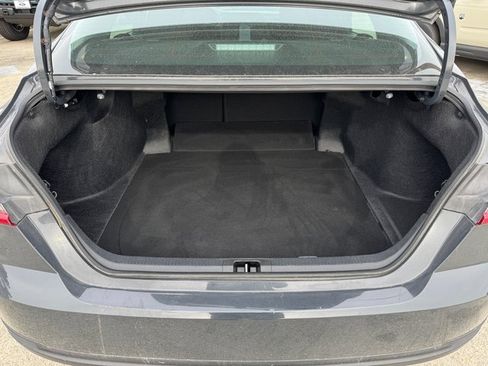 Used 2025 Toyota Camry LE image 16